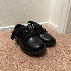 Brand New Classic Black Toddler Shoes (Size 7C)